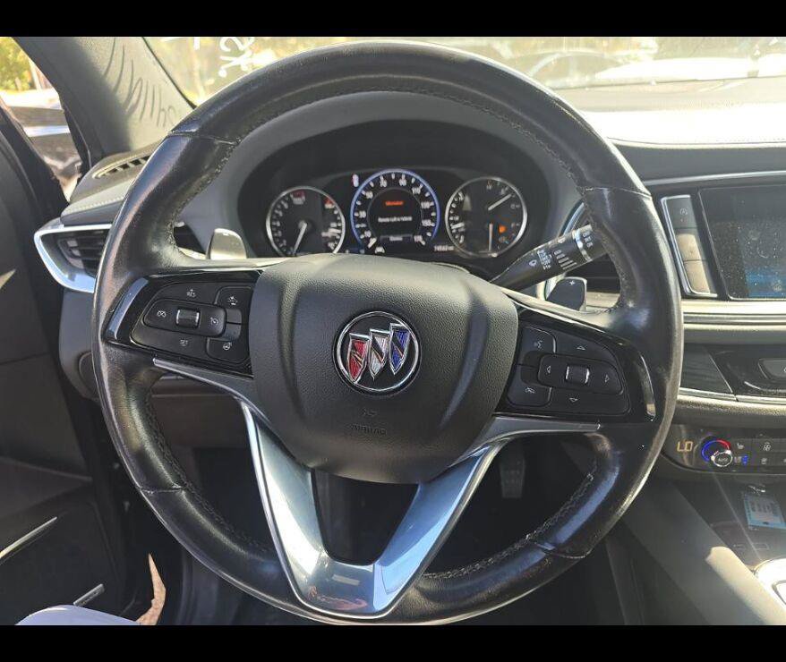 Used 2024 Buick Enclave Premium AWD/4WD image 4