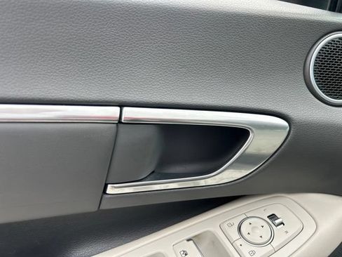 Used 2023 Hyundai Sonata SEL FWD image 12