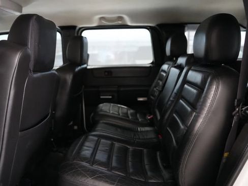 Used 2005 HUMMER H2 Base w/ Preferred Equipment Group image 13