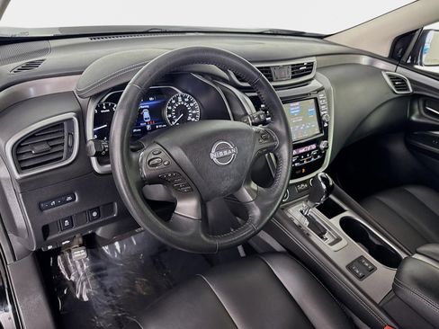 Used 2023 Nissan Murano SV w/ SV Midnight Edition Package image 10