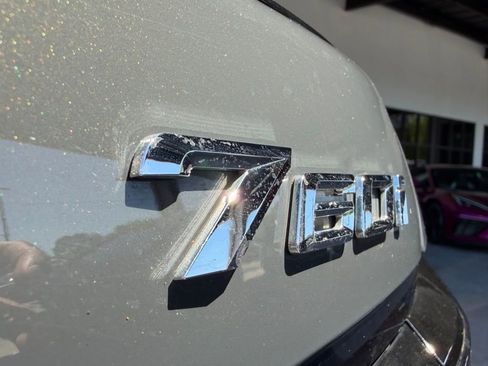 Used 2023 BMW 760i xDrive AWD/4WD image 12