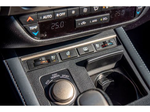 Used 2018 Lexus ES 350 image 22