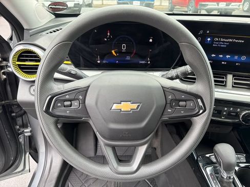 Certified 2026 Chevrolet Trax LT FWD image 14