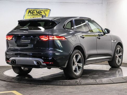 Used 2017 Jaguar F-PACE S AWD/4WD image 4