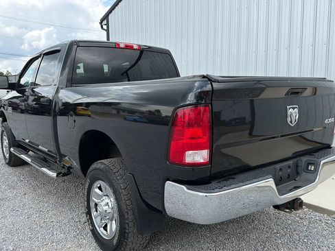 Used 2018 RAM 2500 Tradesman w/ Chrome Appearance Group AWD/4WD image 3