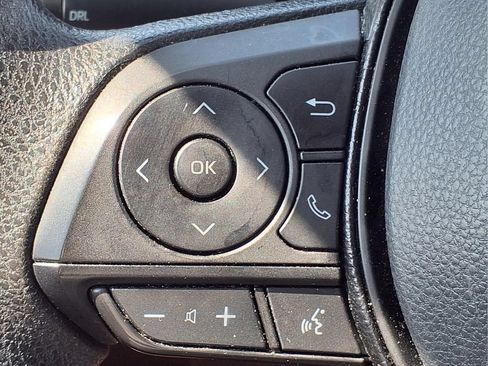 Certified 2021 Toyota RAV4 LE AWD/4WD image 22