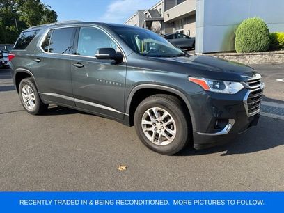 Used 2021 Chevrolet Traverse LT