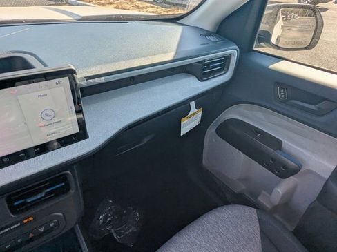 New 2026 Ford Maverick XLT w/ XLT Luxury Package image 18