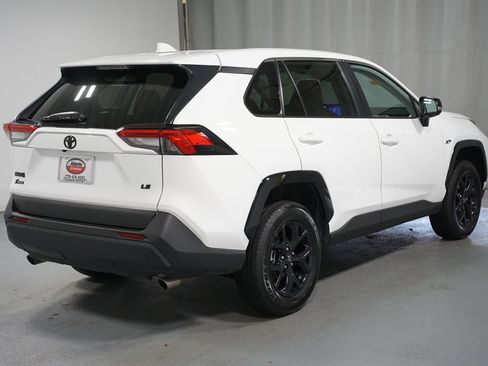 Certified 2025 Toyota RAV4 LE image 8