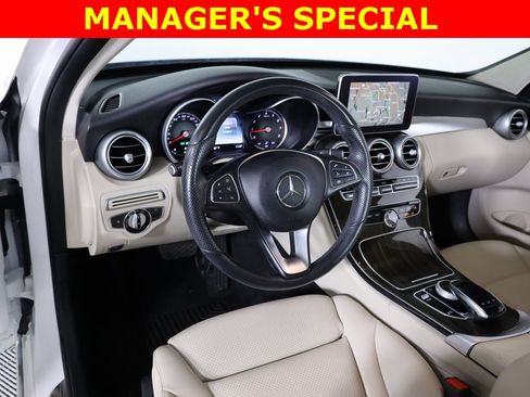 Used 2016 Mercedes-Benz C 300 4MATIC Sedan image 33