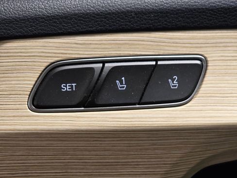 Used 2023 Hyundai Palisade Limited image 22