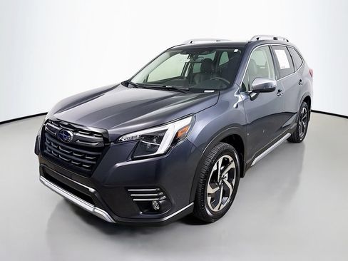 Used 2022 Subaru Forester Touring w/ Popular Package #3 AWD/4WD image 3