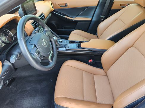 Used 2024 Lexus IS 350 F Sport RWD image 15