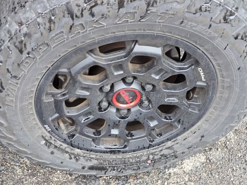 Used 2022 Toyota Tundra TRD Pro AWD/4WD image 13