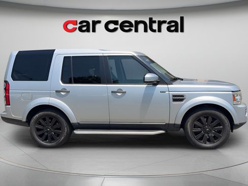 Used 2016 Land Rover LR4 AWD/4WD image 7