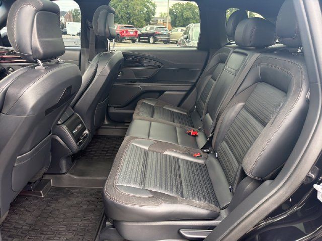 Certified 2024 Lincoln Nautilus Reserve w/ Equipment Group 202A AWD/4WD image 28