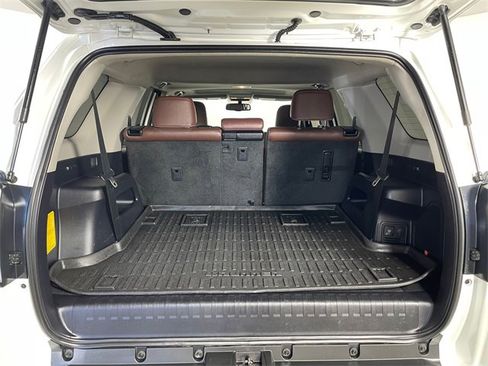 Used 2018 Toyota 4Runner Limited image 21
