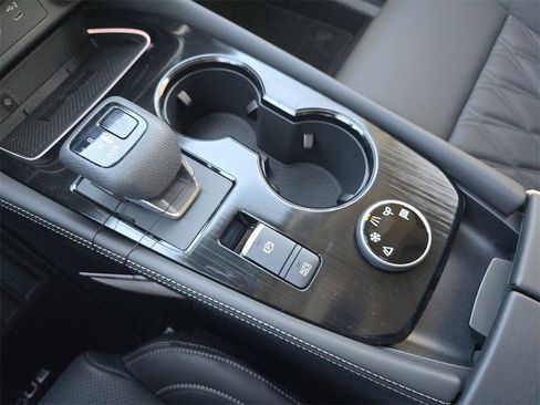 New 2026 Nissan Rogue Platinum image 18