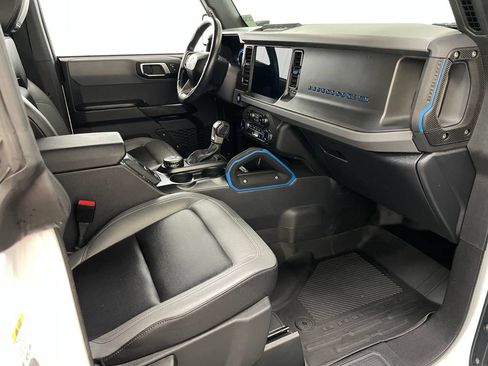 Used 2024 Ford Bronco Black Diamond AWD/4WD image 36