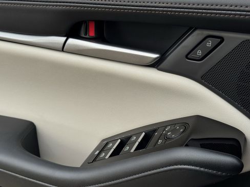 New 2026 MAZDA MAZDA3 2.5 S Sedan w/ Preferred Pkg image 21