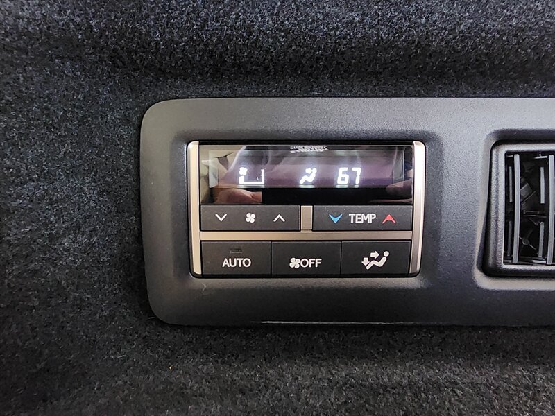 Used 2021 Lexus RX 450hL AWD w/ Premium Package image 94