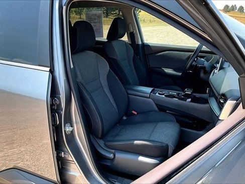 Used 2021 Nissan Rogue S AWD/4WD image 27