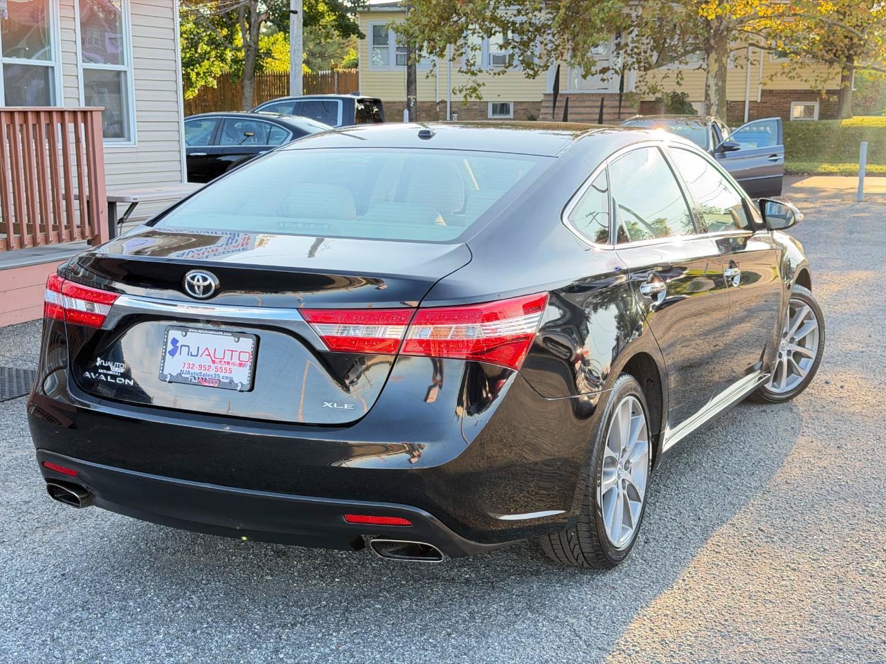 Used 2015 Toyota Avalon XLE Touring FWD image 80