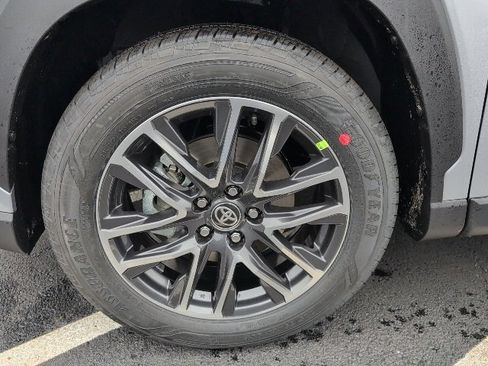 New 2026 Toyota Corolla Cross XLE image 10