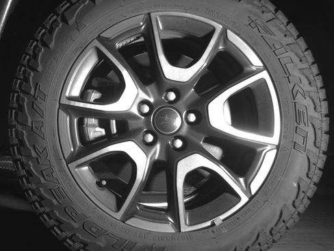 Used 2025 Jeep Compass Trailhawk image 12