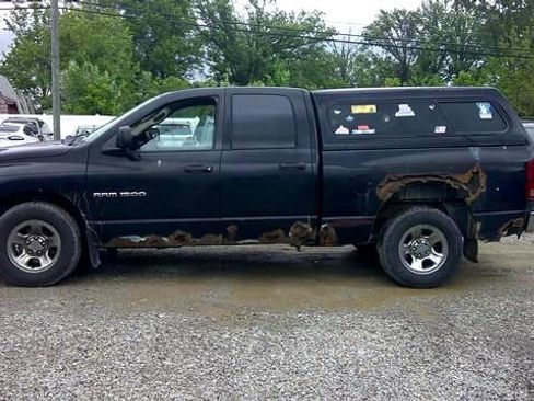 Used 2005 Dodge Ram 1500 Truck SLT w/ Trailer Tow Group image 1