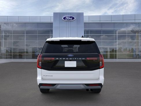 New 2026 Ford Expedition Platinum w/ Platinum Ultimate Package AWD/4WD image 5