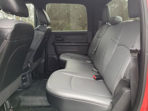 Used 2022 RAM 5500 Tradesman w/ Chrome Appearance Group image 12