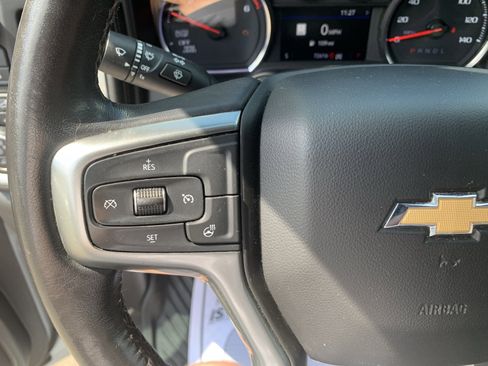 Used 2021 Chevrolet Silverado 1500 LTZ AWD/4WD image 19