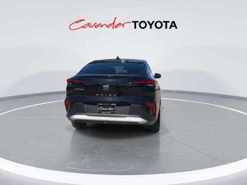 Used 2025 Buick Envista Preferred image 7