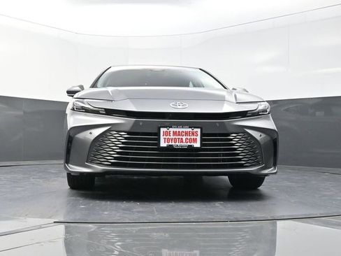 New 2025 Toyota Camry XLE w/ Premium Plus Package FWD image 27