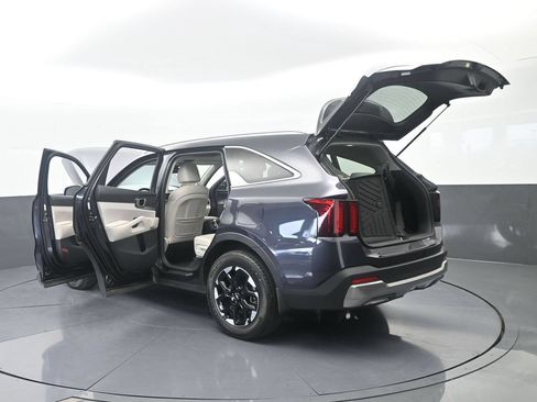 Used 2025 Kia Sorento S w/ Panoramic Sunroof Package FWD image 77