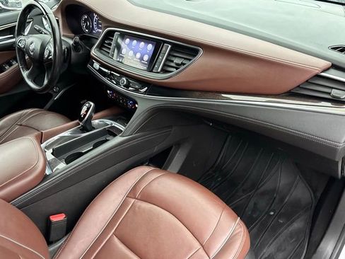 Used 2020 Buick Enclave Avenir w/ Avenir Technology Package image 27