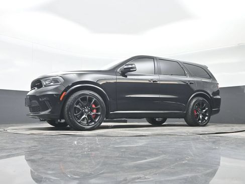 Used 2022 Dodge Durango R/T w/ Tow 'N Go Package AWD/4WD image 26