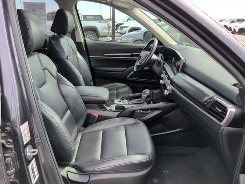Used 2025 Kia Telluride S AWD/4WD image 15