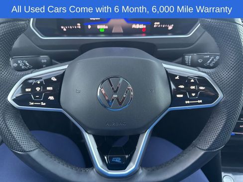 Used 2022 Volkswagen Tiguan SE R-Line image 15