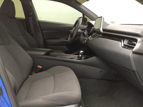 Used 2019 Toyota C-HR LE image 21