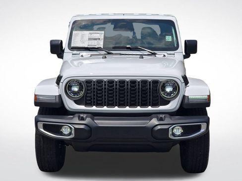 New 2026 Jeep Gladiator Sport AWD/4WD image 15