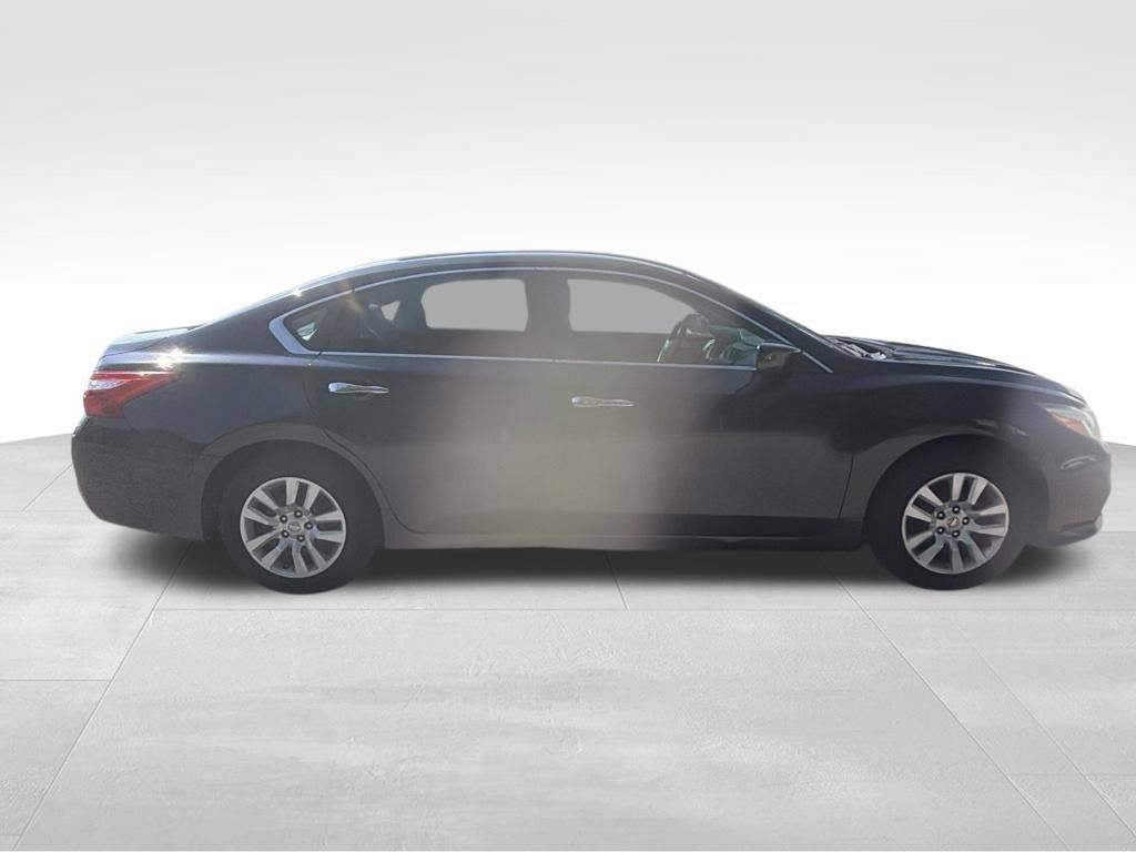 Used 2017 Nissan Altima 2.5 S FWD image 44