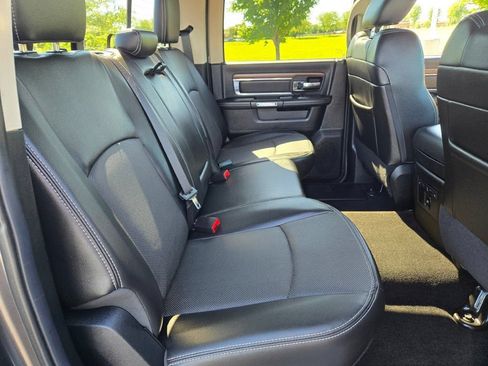 Used 2014 RAM 1500 Laramie w/ Convenience Group AWD/4WD image 10