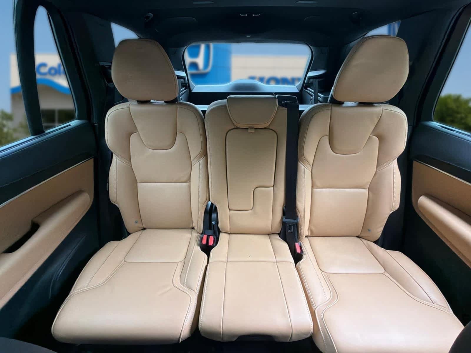Used 2025 Volvo XC90 B6 Ultra w/ Protection Package Premier AWD/4WD image 26