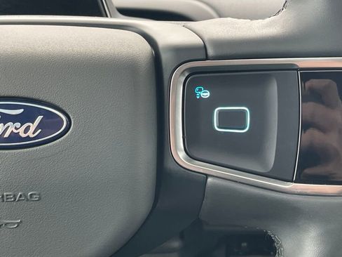 Certified 2025 Ford Expedition Max Active image 20