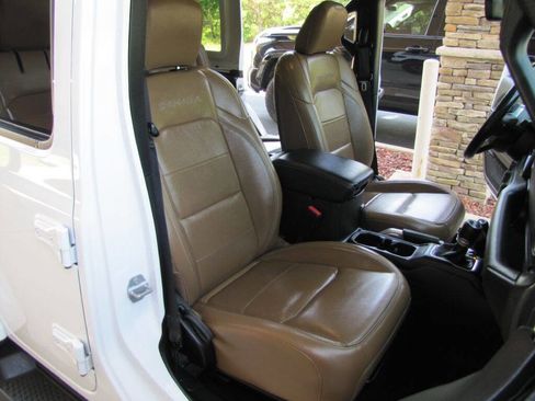 Used 2021 Jeep Wrangler Unlimited Sahara w/ Cold Weather Group image 24