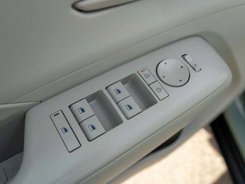 Used 2024 Hyundai Kona SEL w/ Convenience Package AWD/4WD image 18