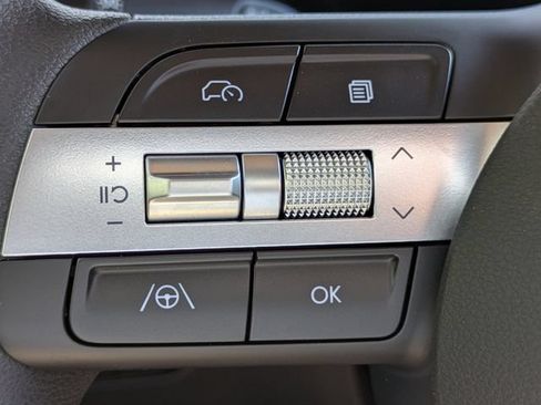 Used 2026 Hyundai Santa Cruz SE FWD image 30