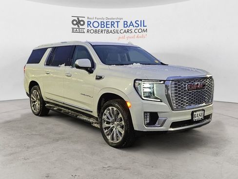 Used 2021 GMC Yukon XL Denali image 7
